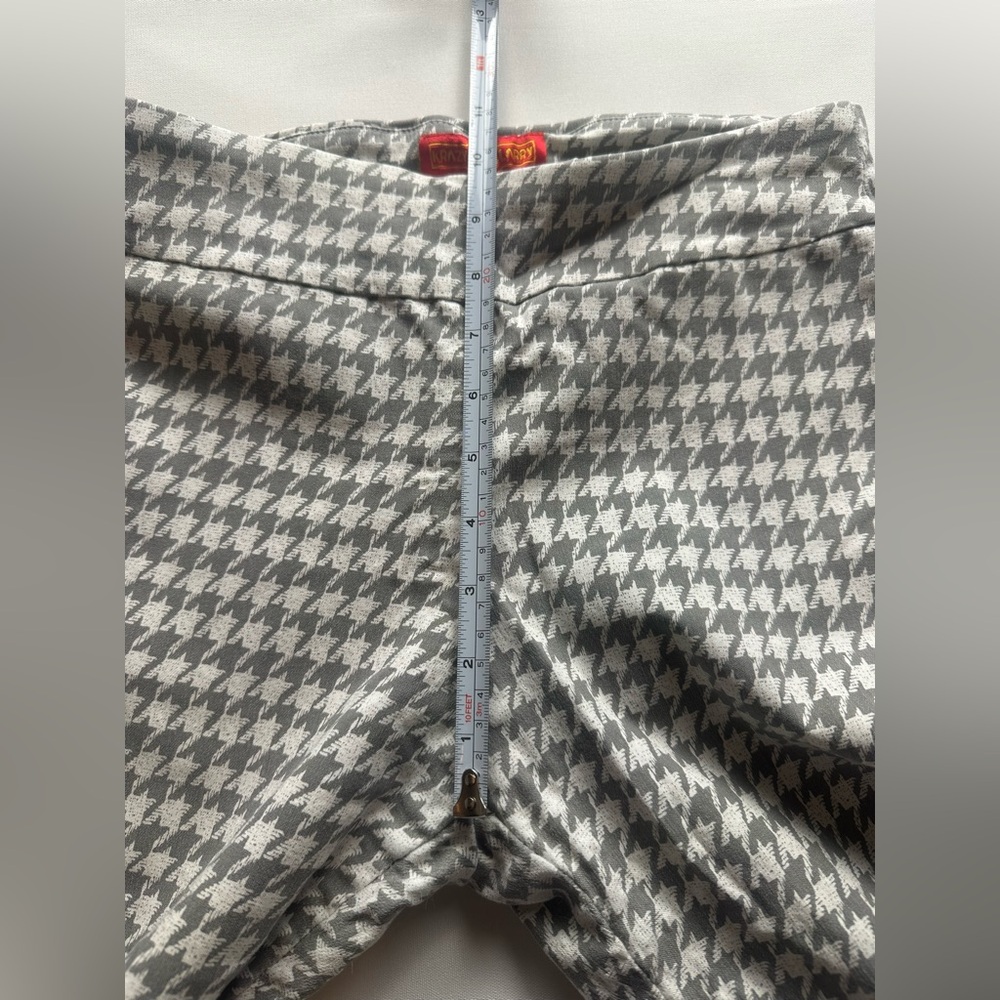 Houndstooth Patterned Pants With Stretch. Size 8.… - image 6
